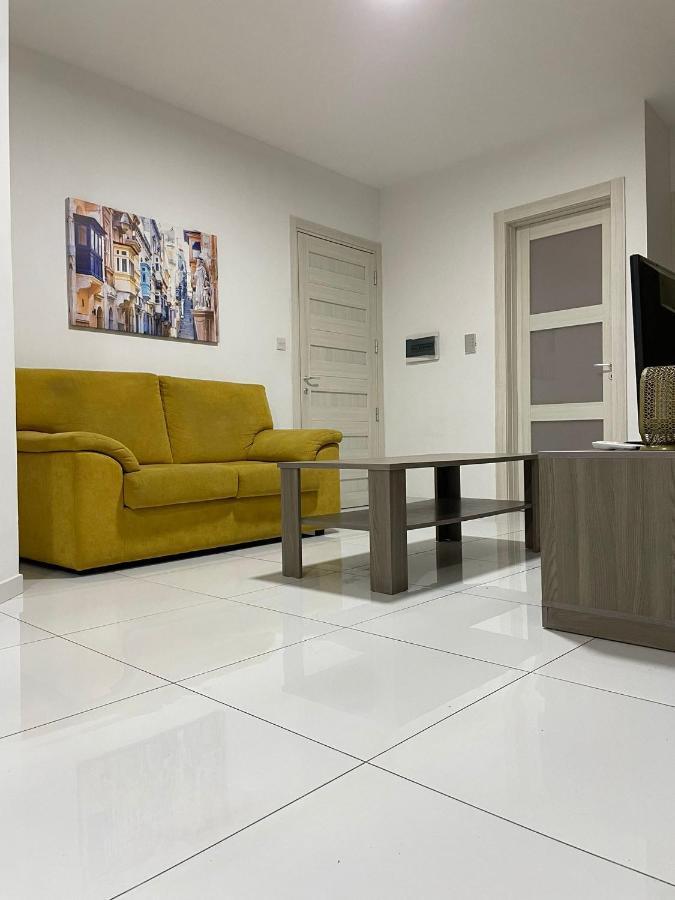 Msida Suites Bagian luar foto